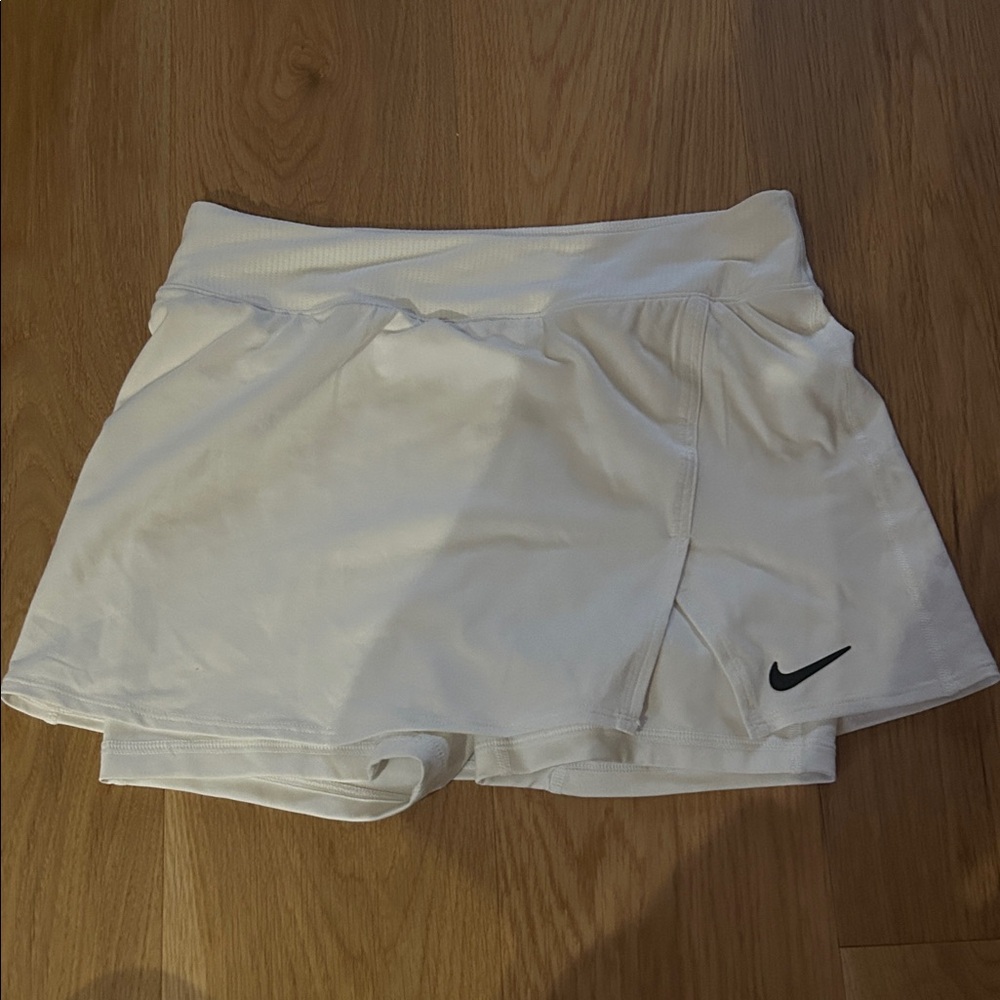 Nike Women's White Skort